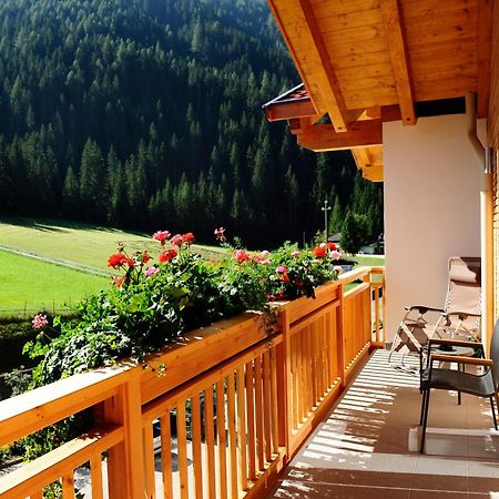 Guesthouse St Nikolaus Ulten Exterior foto